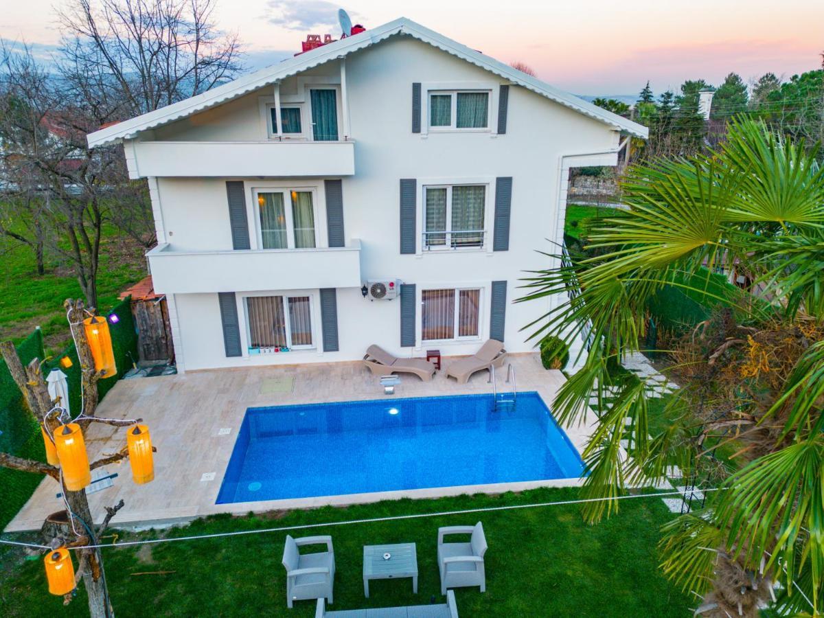 Villa Atlas Muhafazakar Havuzlu, Mustakil Genis Bahceli Sapanca Extérieur photo