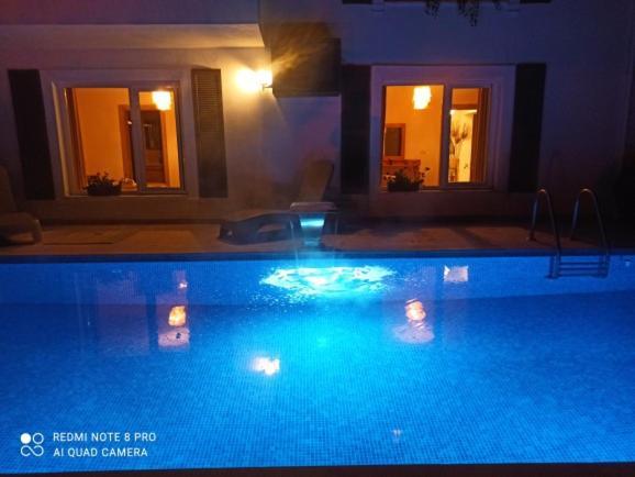 Villa Atlas Muhafazakar Havuzlu, Mustakil Genis Bahceli Sapanca Extérieur photo